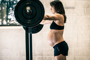 Тренировки беременных в тренажерном зале